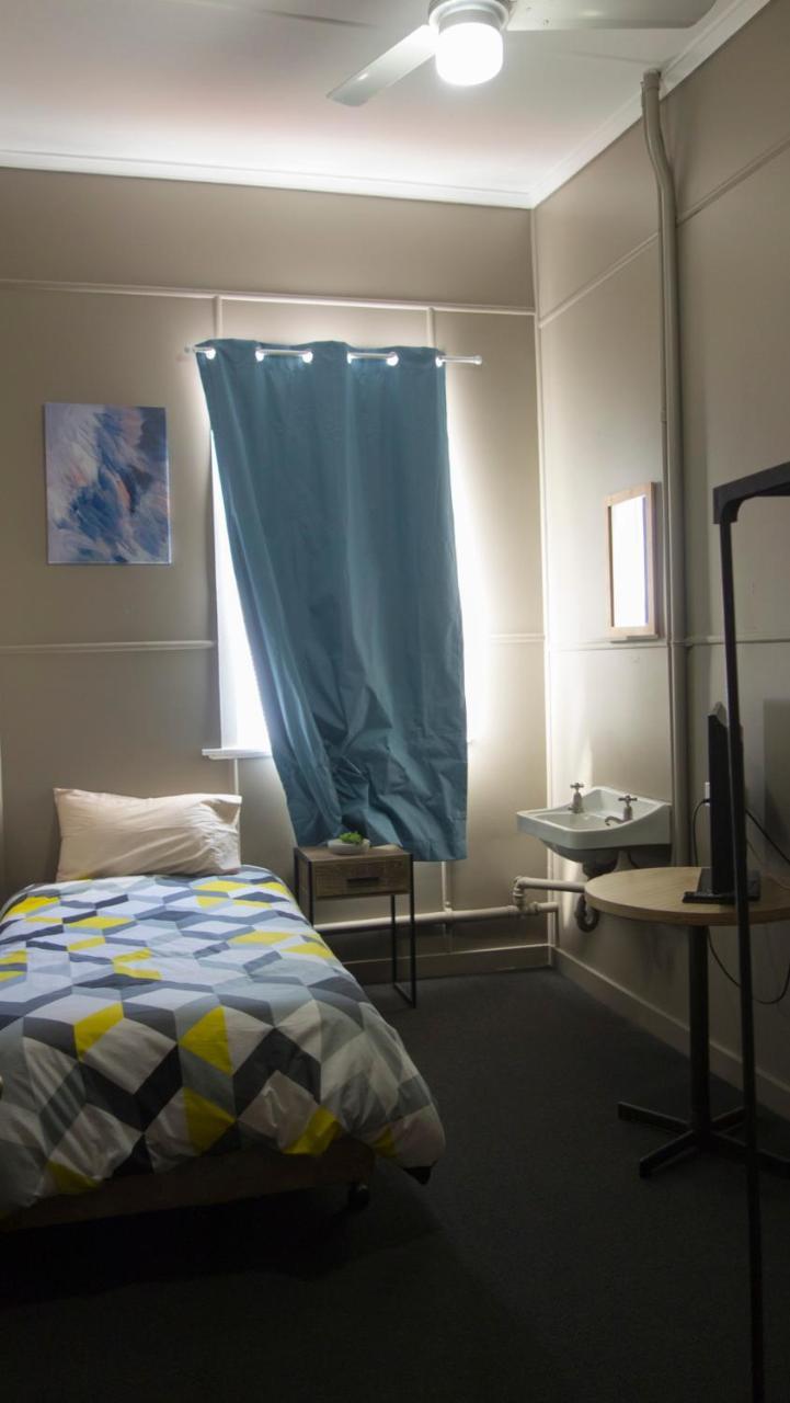 Hotel Kerwick Redbank Buitenkant foto